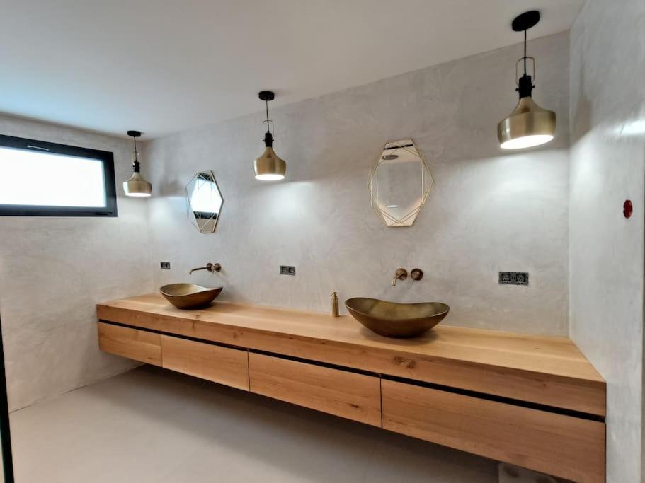 Industrial Luxury Nimes & Arles Villa Beaucaire  Exteriör bild
