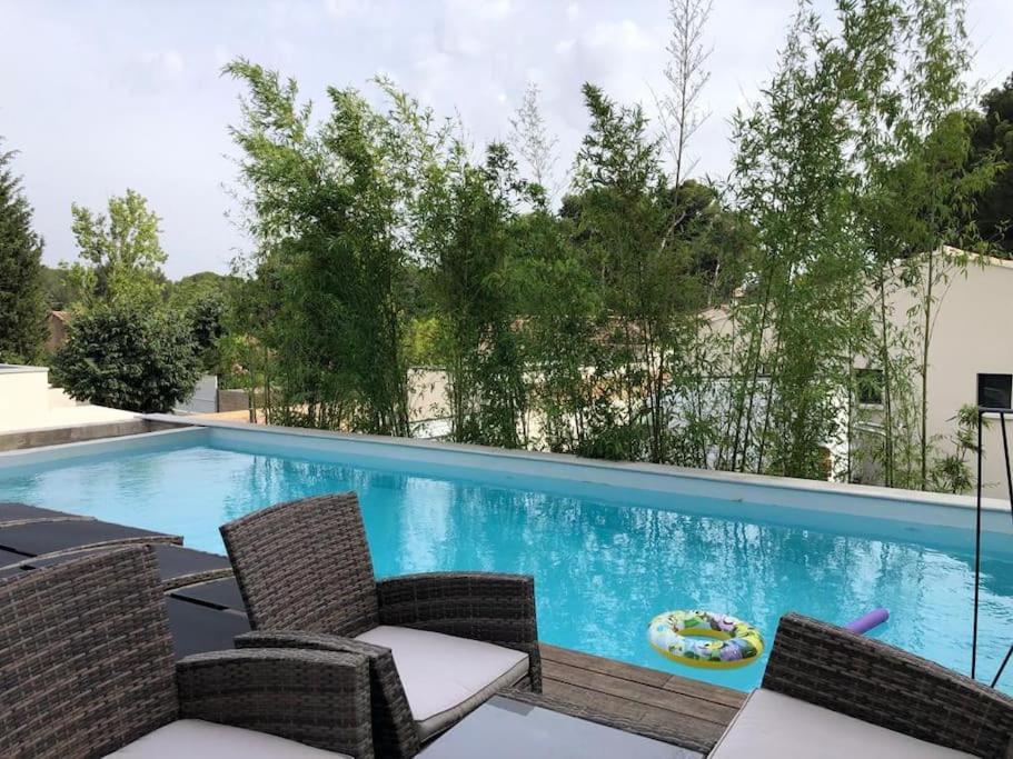 Industrial Luxury Nimes & Arles Villa Beaucaire  Exteriör bild
